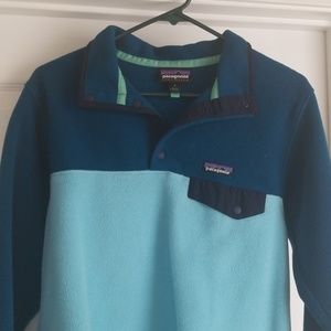 Two tone blue Patagonia fleece
